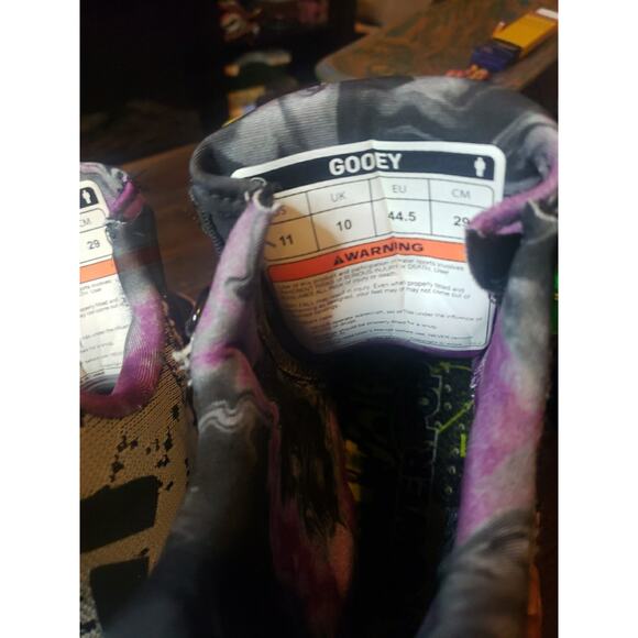 Hyperlite Gooey Size 11 Gray With Warning Signs - Picture 4 of 6